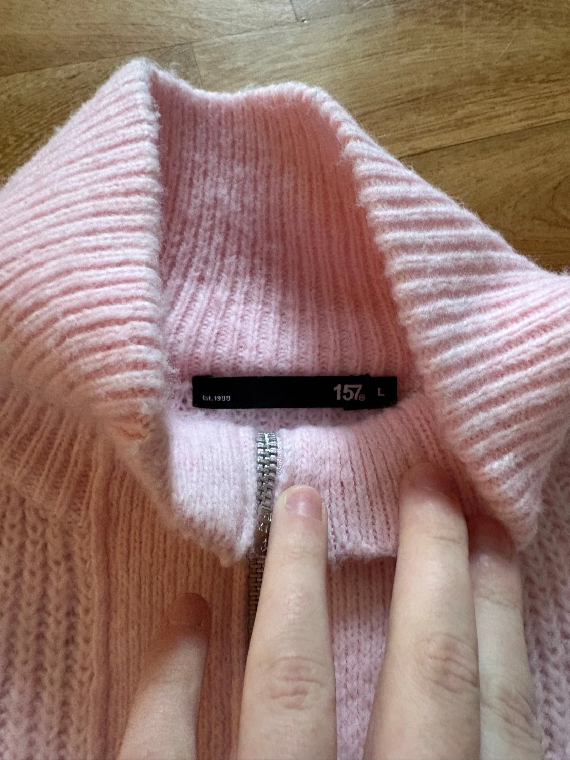 Ljusrosa stickad kofta från 157 - 1