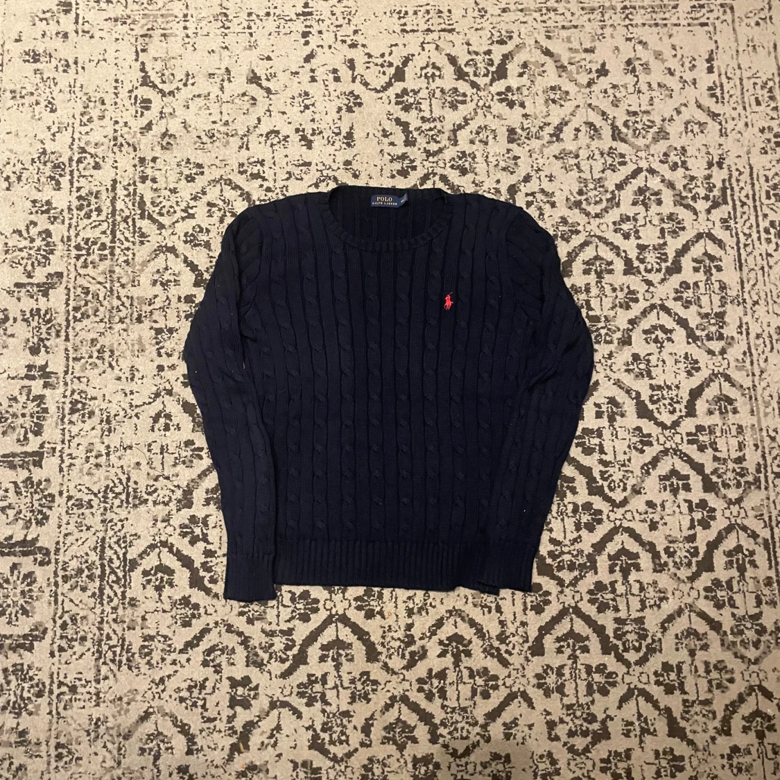 Mörkblå stickad tröja Polo Ralph Lauren