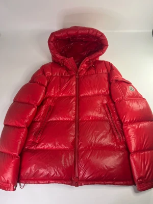 Moncler Écrins jacka (3) - Knappt använd! Nypris ~17 500kr