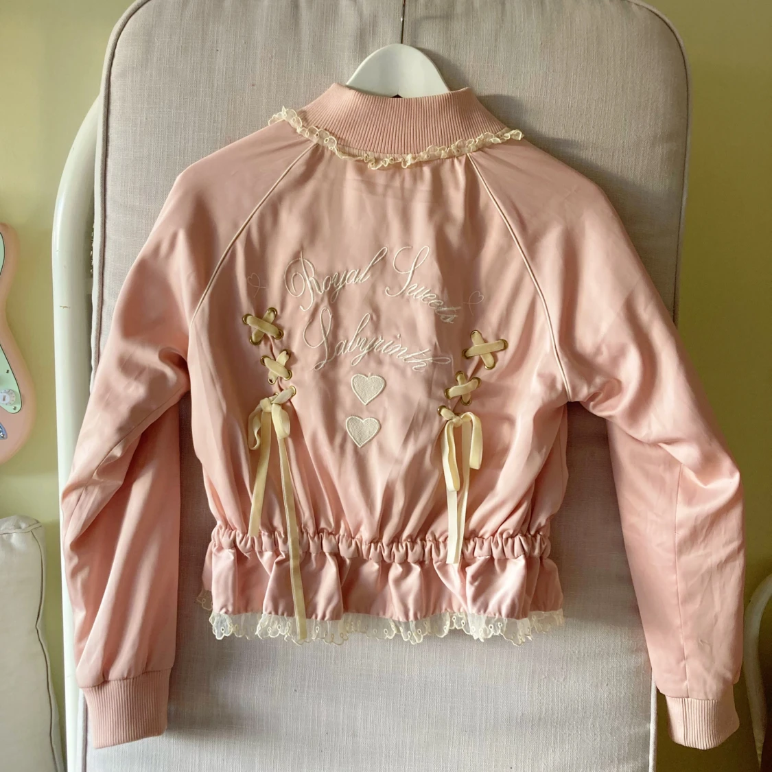 Rosa bomberjacka från Liz Lisa - 1