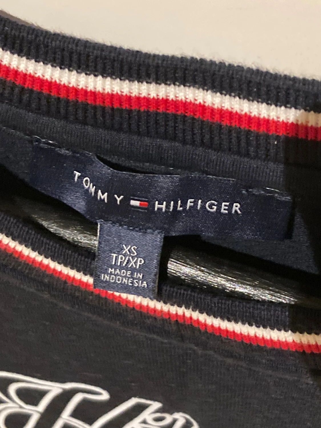 Tommy Hilfiger sweatshirt  - 1