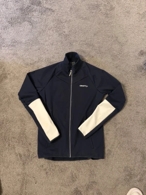 Vindjacka - Vindjacka från craft, skick 8/10