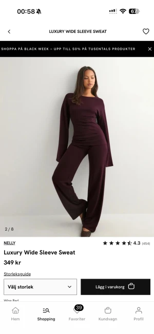 Nelly set - Snygga vinröda byxor med låg midja från Nelly. Byxorna har ett wide snitt med långa, raka ben. Tröjan är i storleken XS och byxorna är i XXS. Funkar gott till en xs/s om det är din vanliga storlek. 270kr styck eller 550 för båda. Använt två gånger tvättat en gång, fortfarande som nytt. 💞