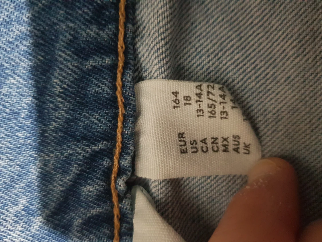 Slim fit ljusblå jeans från H&M