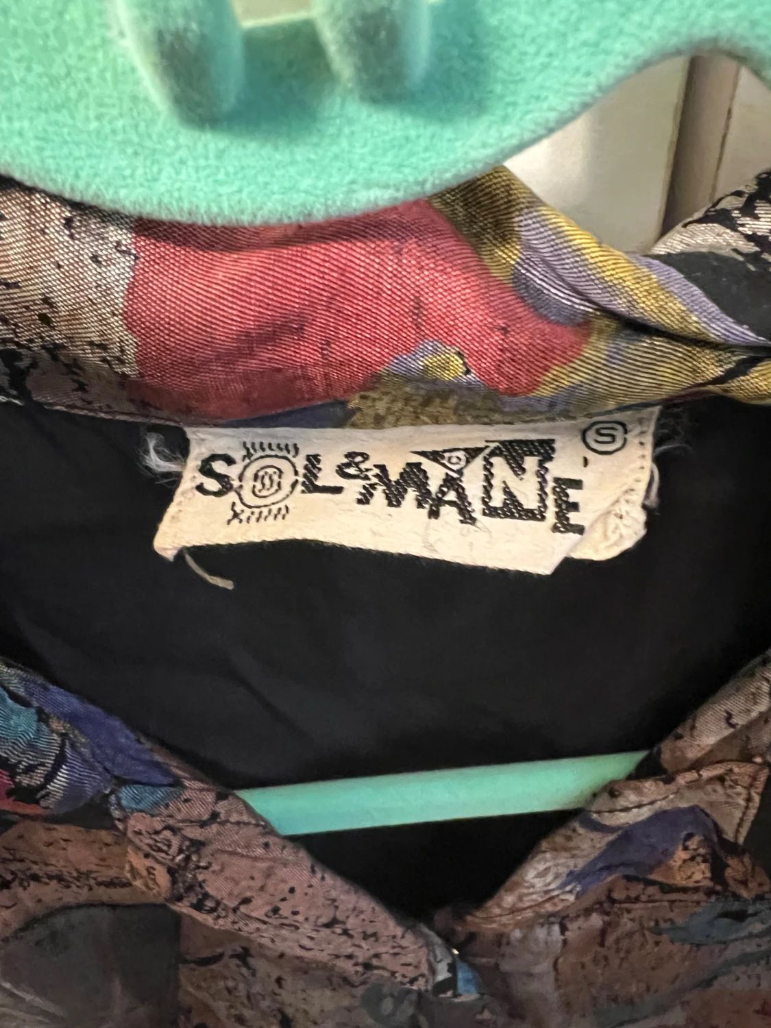 Mönstrad blus med knappar storlek S/M - 91