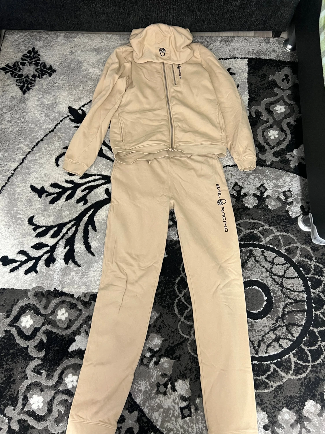 Beige mjukisbyxor från Sail Racing