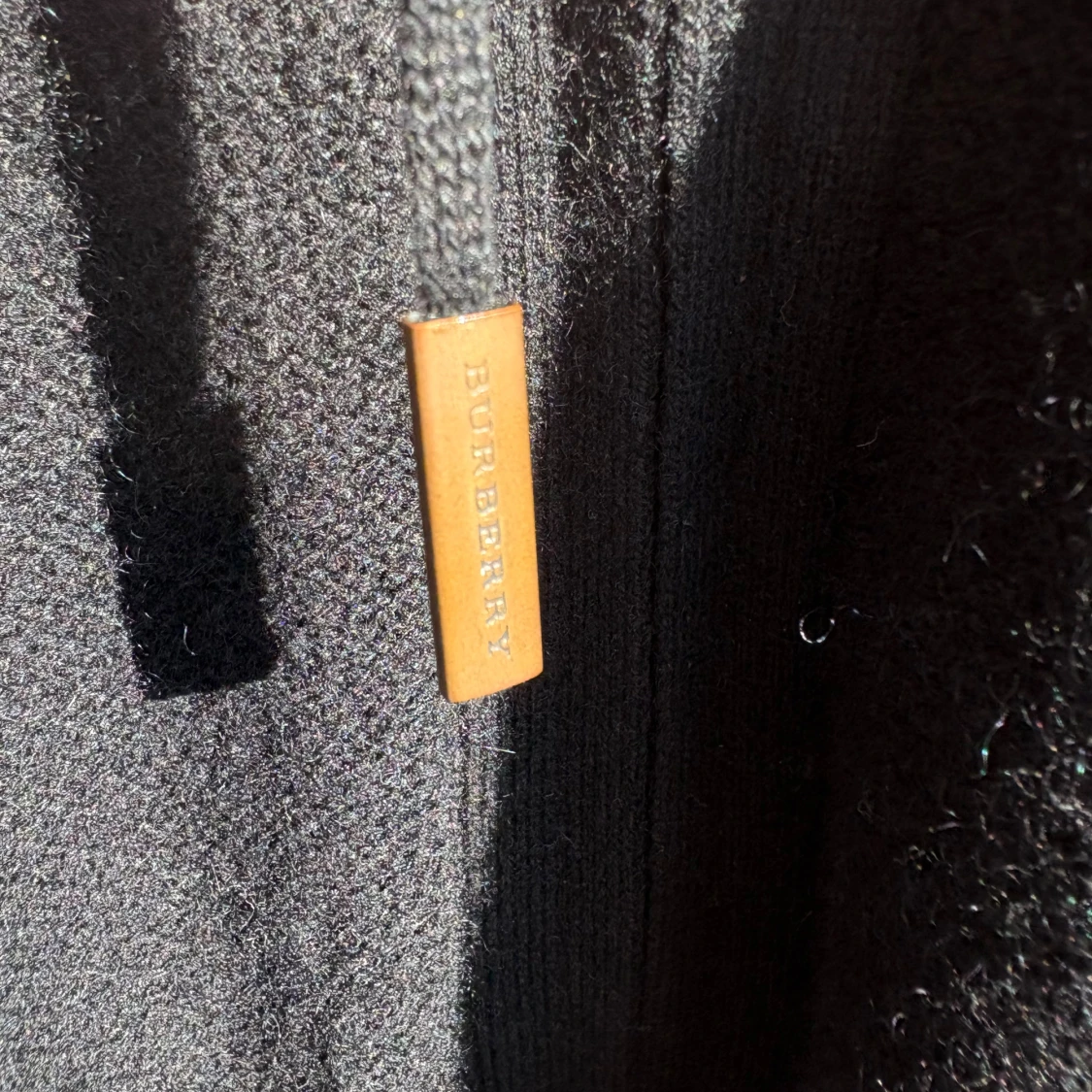 Svart hoodie från Burberry i ull - 2