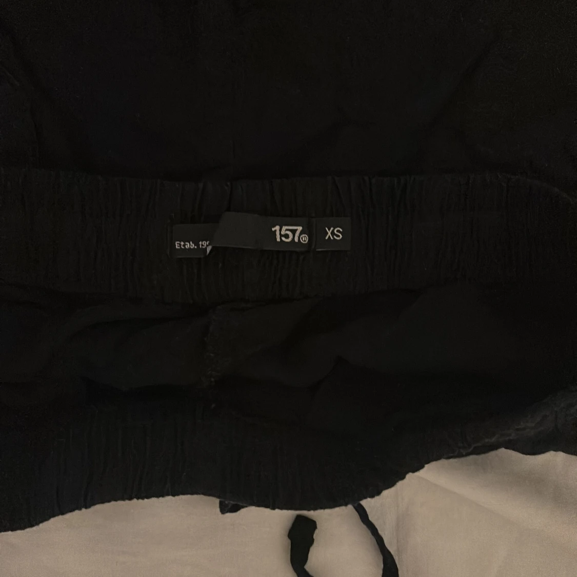 Svarta vida byxor från 157, XS - 2