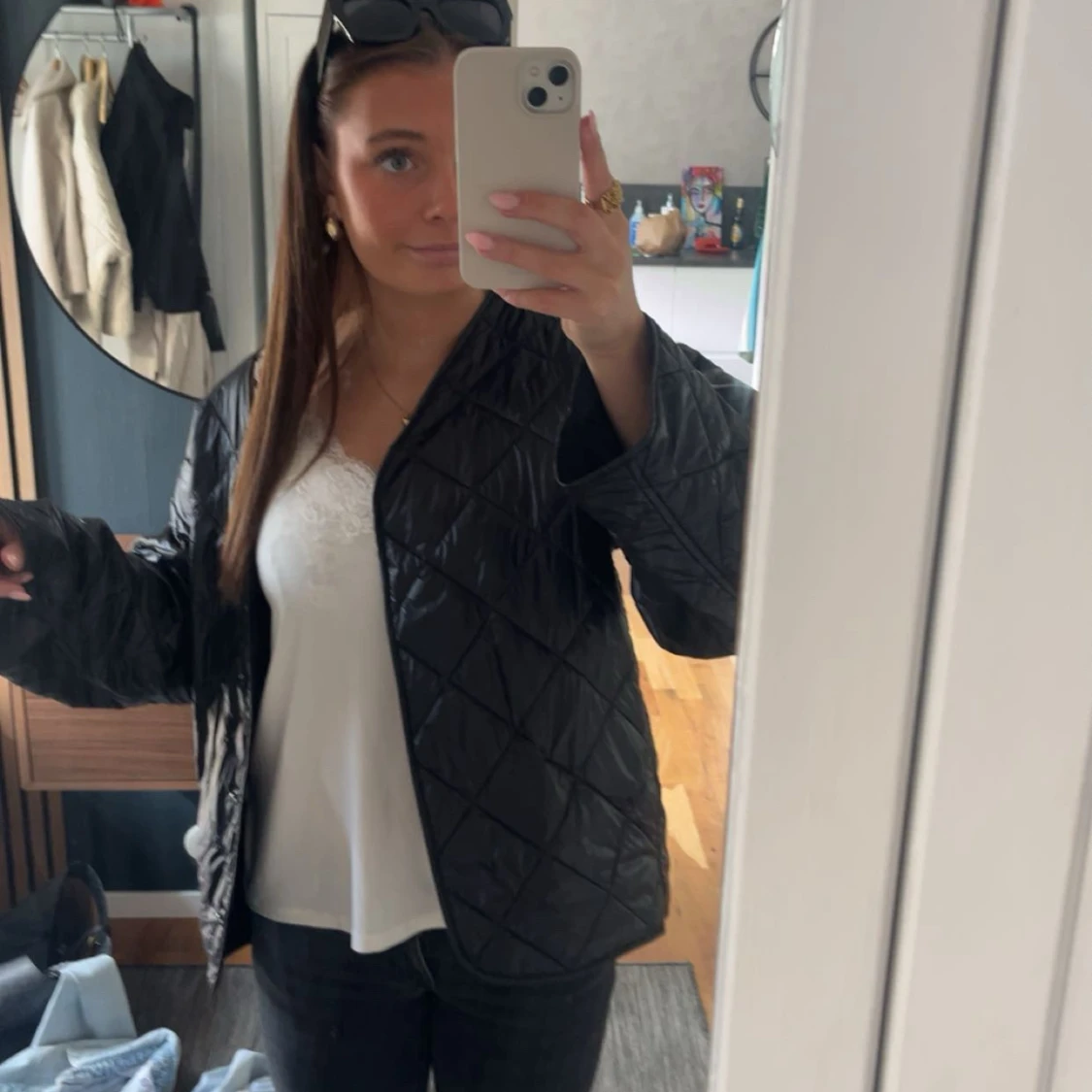 Svart quiltad jacka i loose fit - 1