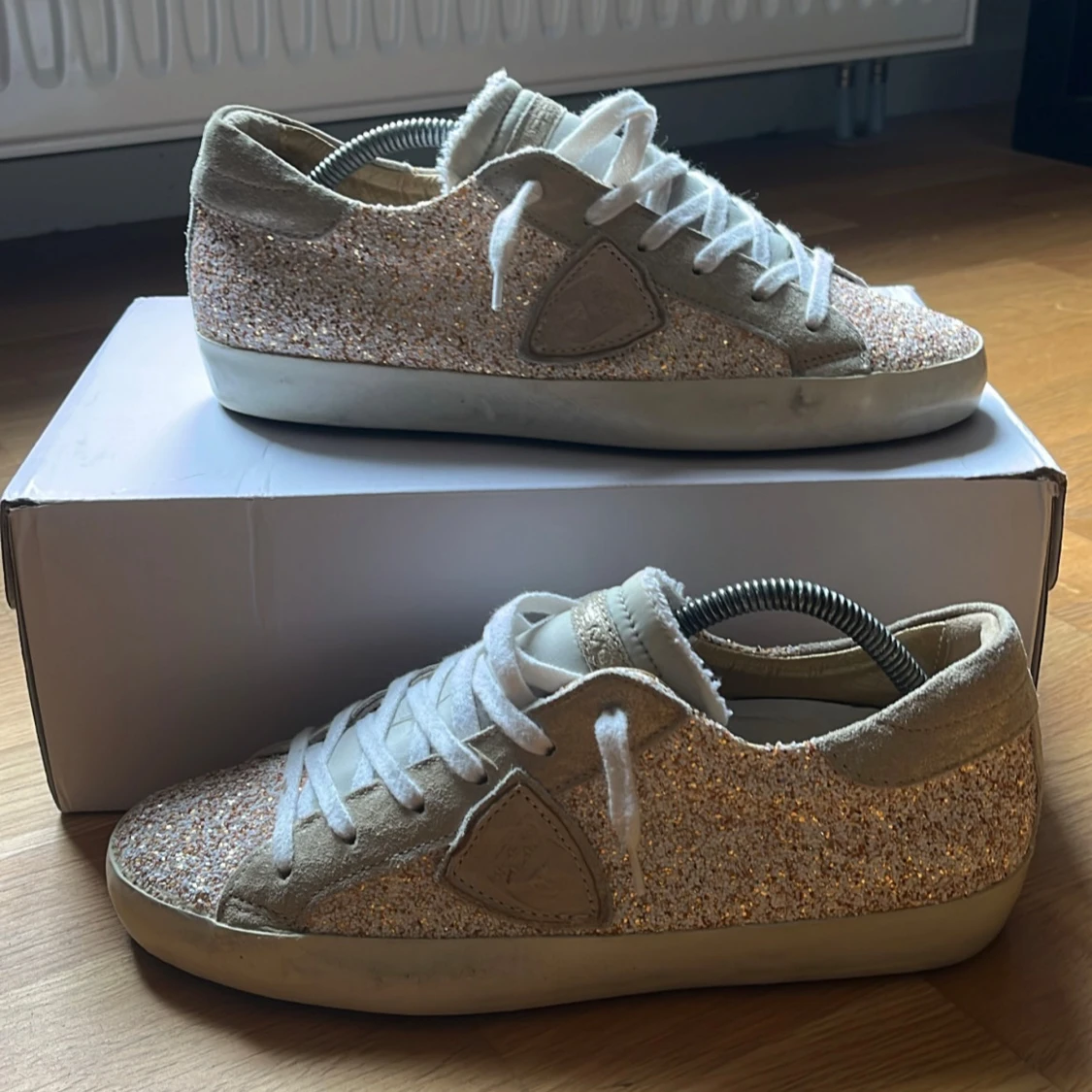 Glittriga Philippe Model sneakers beige