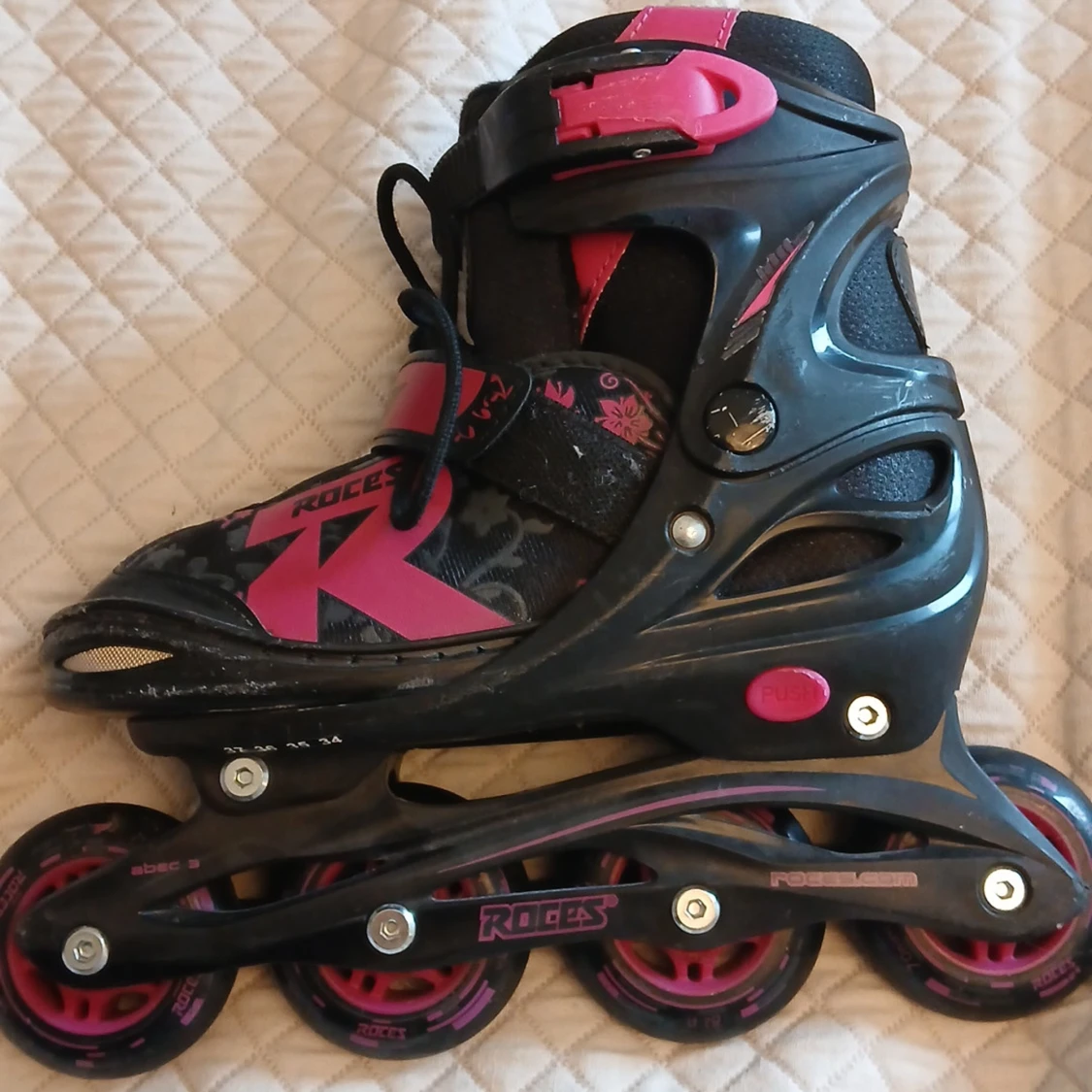 Svarta och rosa inlines från Roces - 2