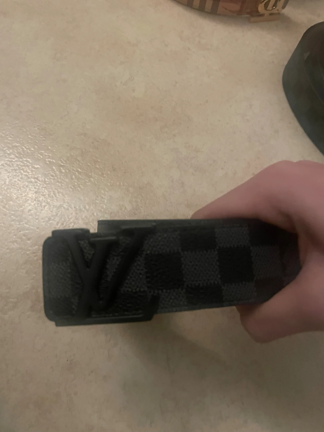 Louis Vuitton svart rutig bälte