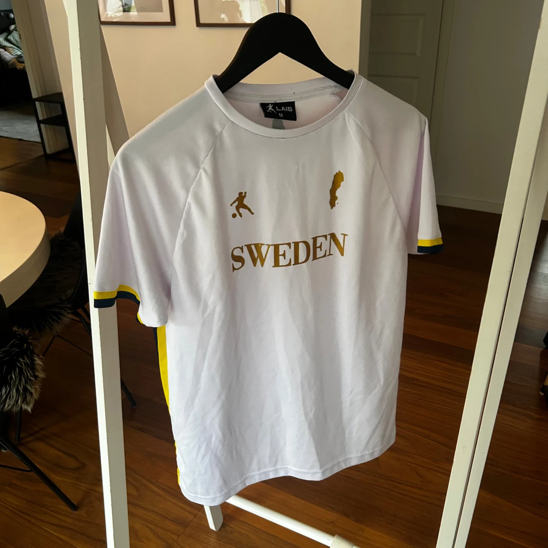 Vit Sweden fotbollströja LAIB M