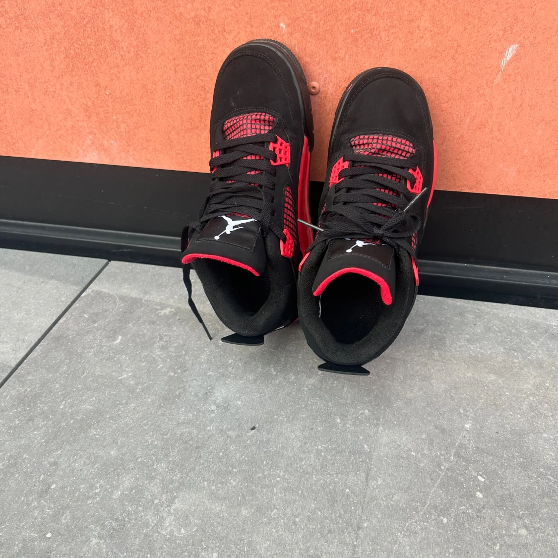 Nike Air Jordan 4 svart/röd sneakers - 1