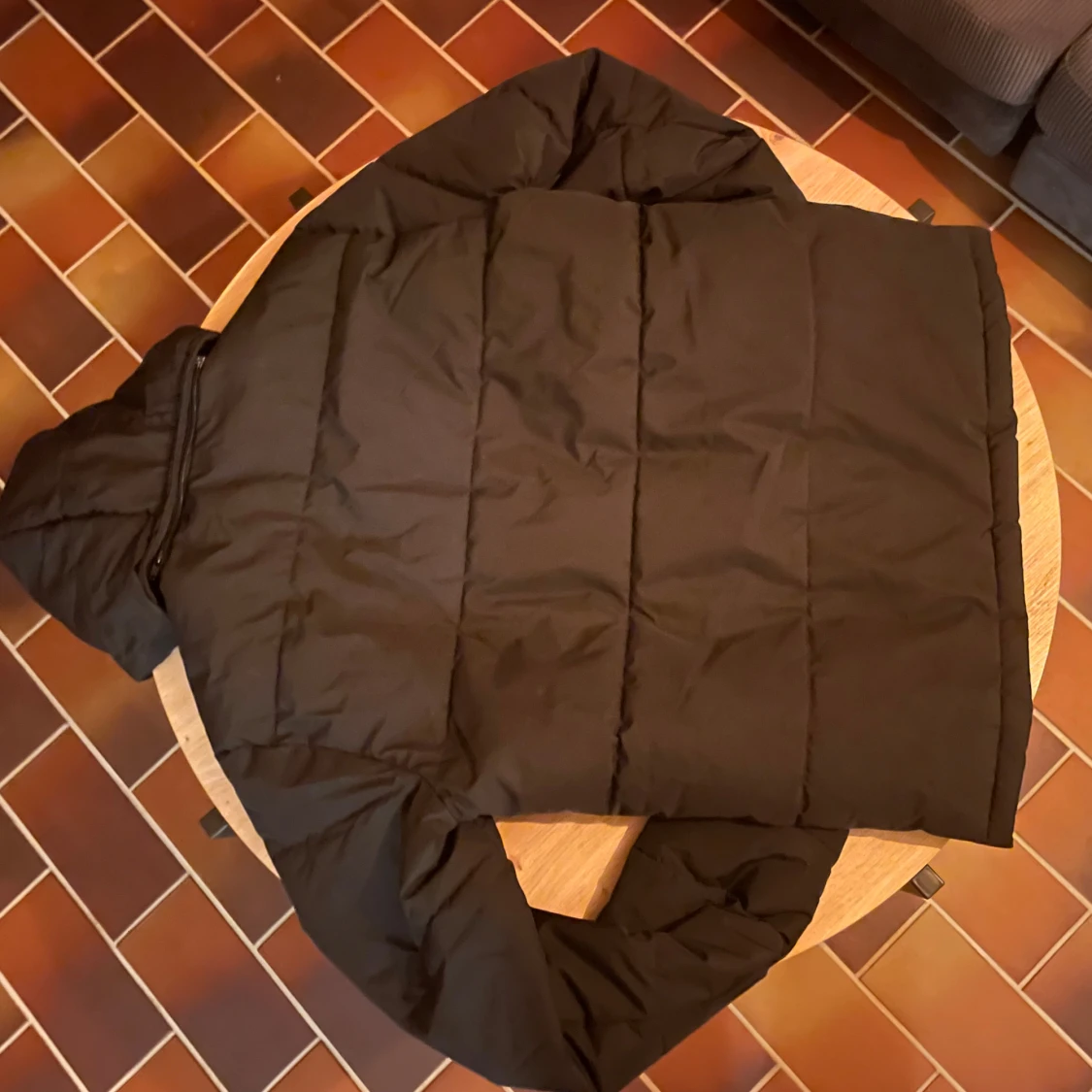 Svart pufferjacka från Jack & Jones - 1