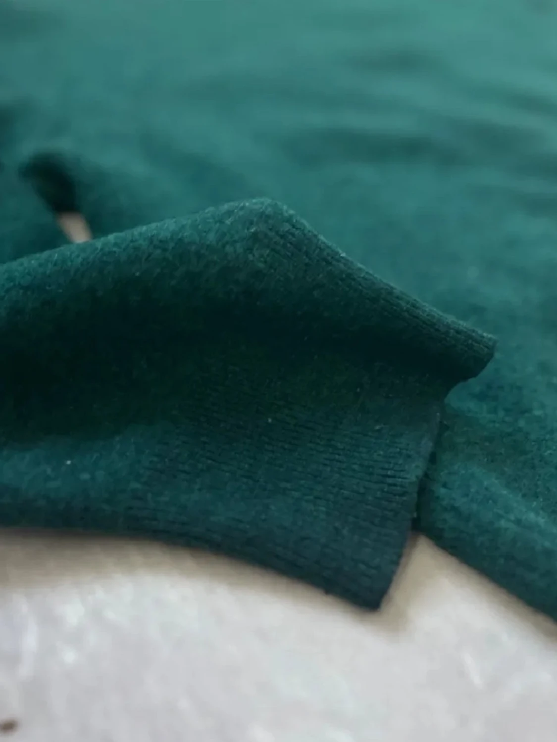 Mörkgrön stickad tröja från Burberrys - 4