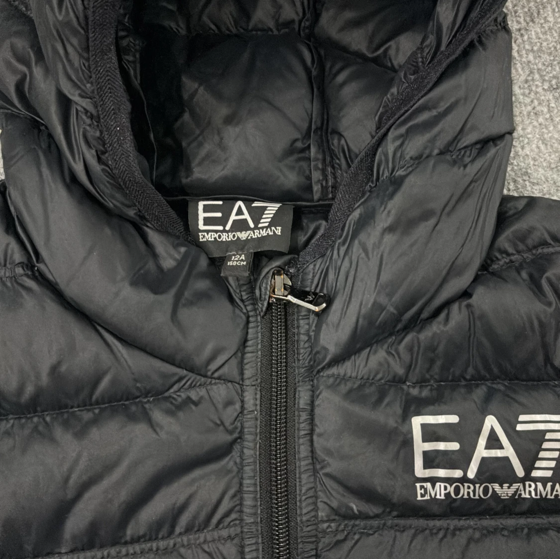 Svart pufferjacka från EA7 Emporio Armani - 1