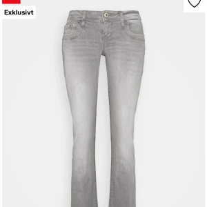 ltb jeans - säljer dessa superfina ltb jeans. stl 27:32💗💗
