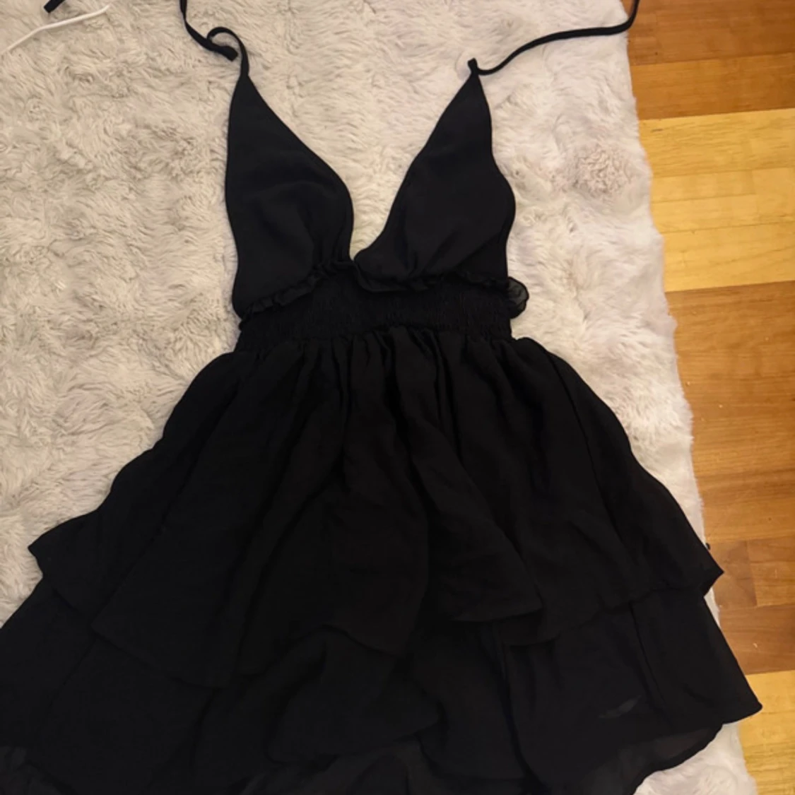 Svart omlottklänning från SHEIN VCAY