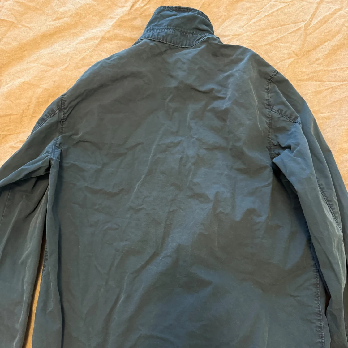 Mörkblå vindjacka från Stone Island - 4