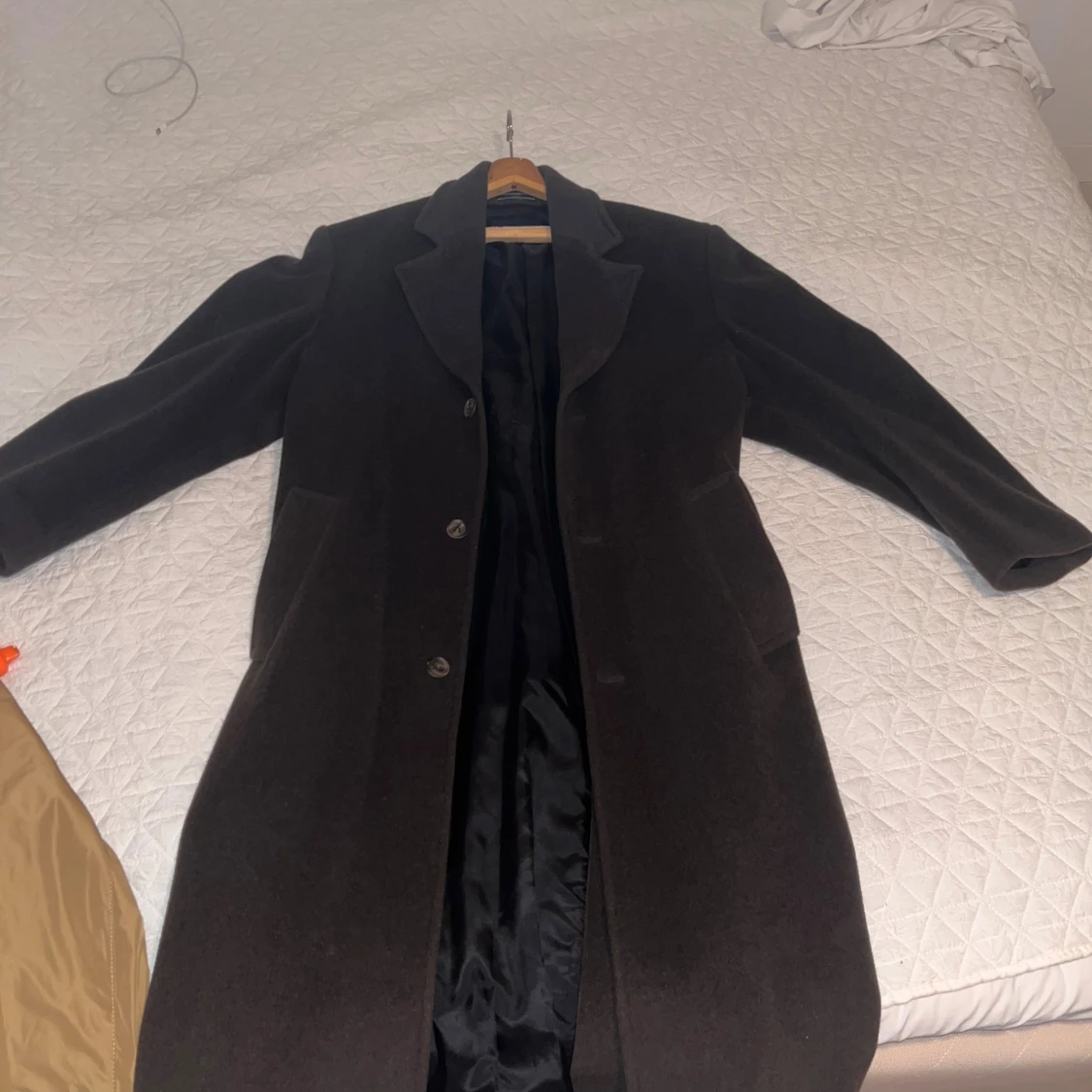 Svart rock från Number One by Kappahl