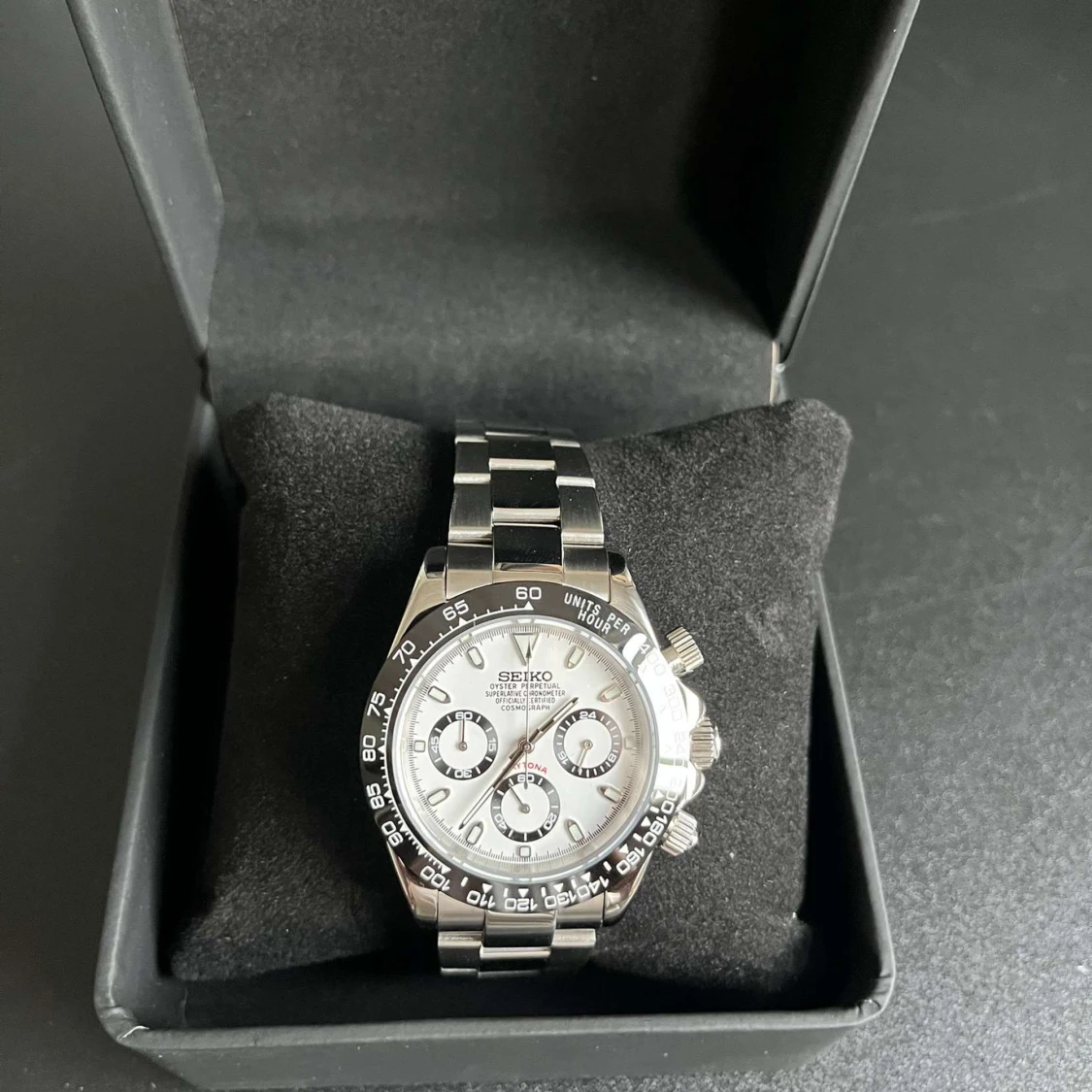 Seiko kronograf ”Panda” 