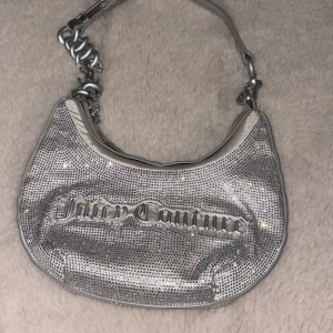jucy couture väska  - ❣️❣️❣️