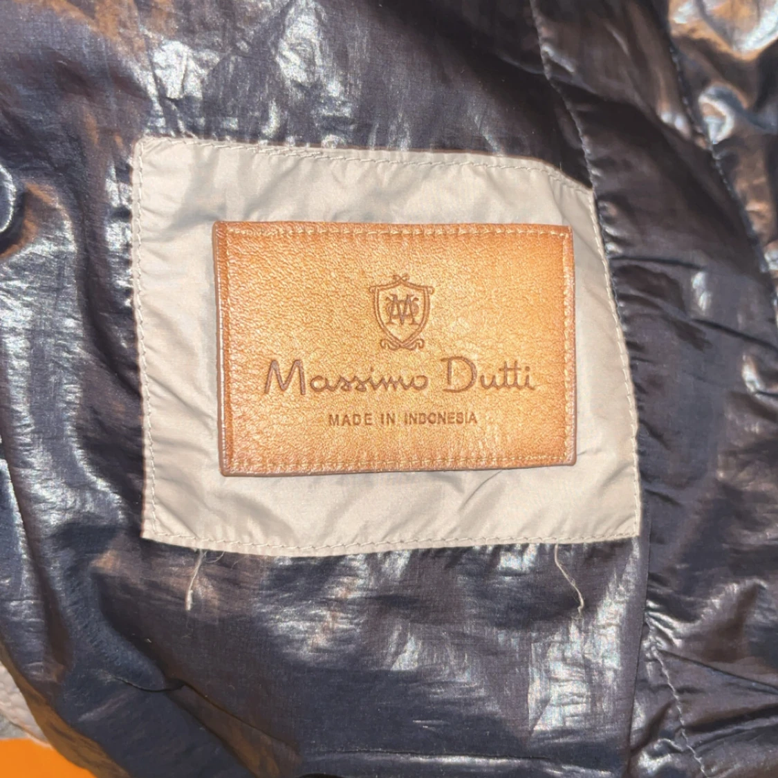 Grå pufferjacka från Massimo Dutti - 1