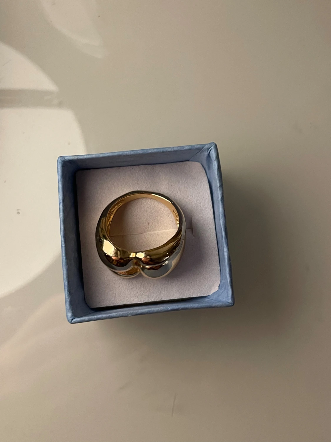 Chunky guldpläterad ring - 1