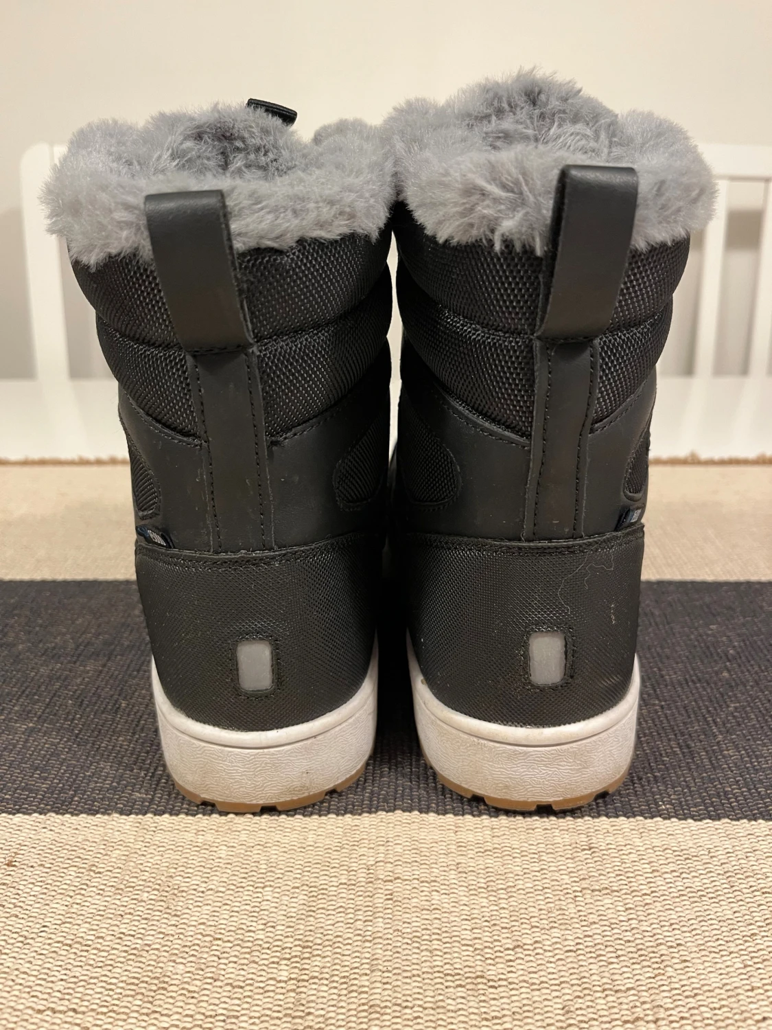 Svarta vinterstövlar från Bagheera - 2