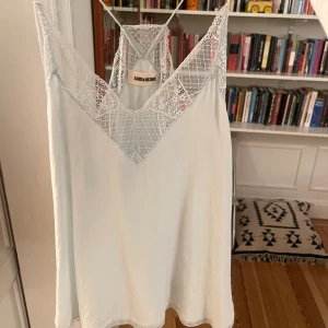 Ljusblått  Zadig & Voltaire linne - Så snyggt ljusblått linne från Zadig💓 Bra skick 