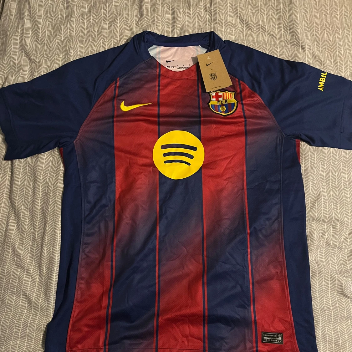 Lamine Yamal kit 25/26 - 1