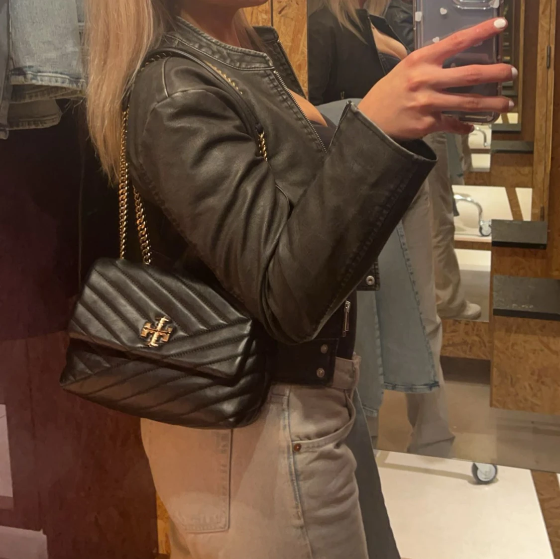 Svart quiltad axelväska Tory Burch - 3