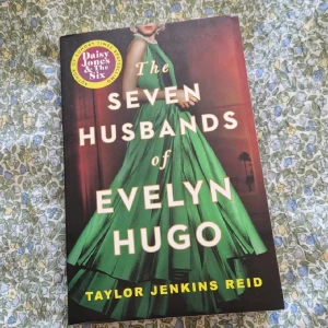 Seven husband of Evelyn Hugo - Seven husband of Evelyn Hugo 