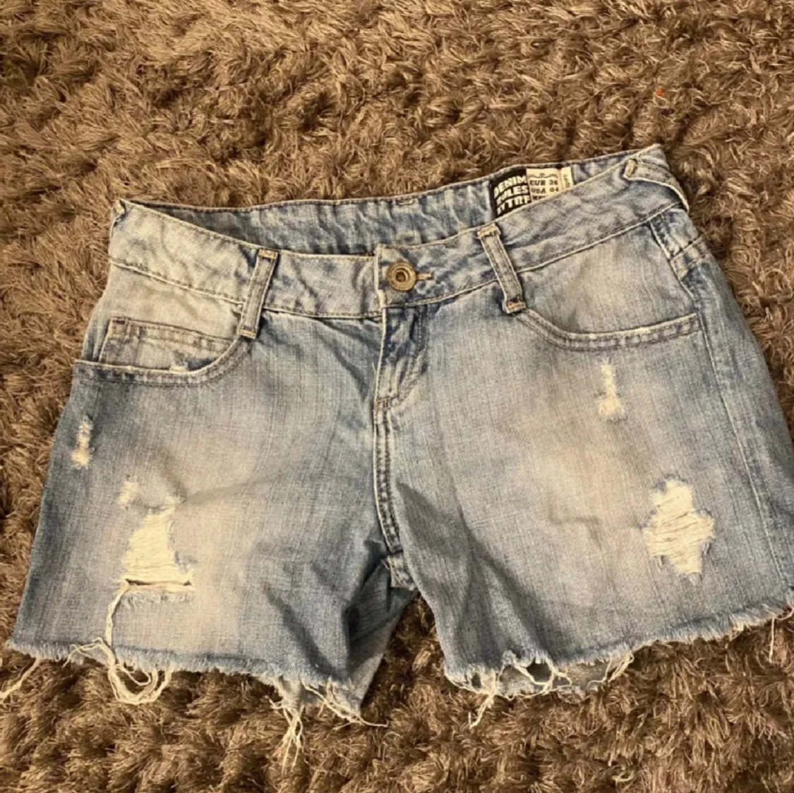 Low waist jeansshorts