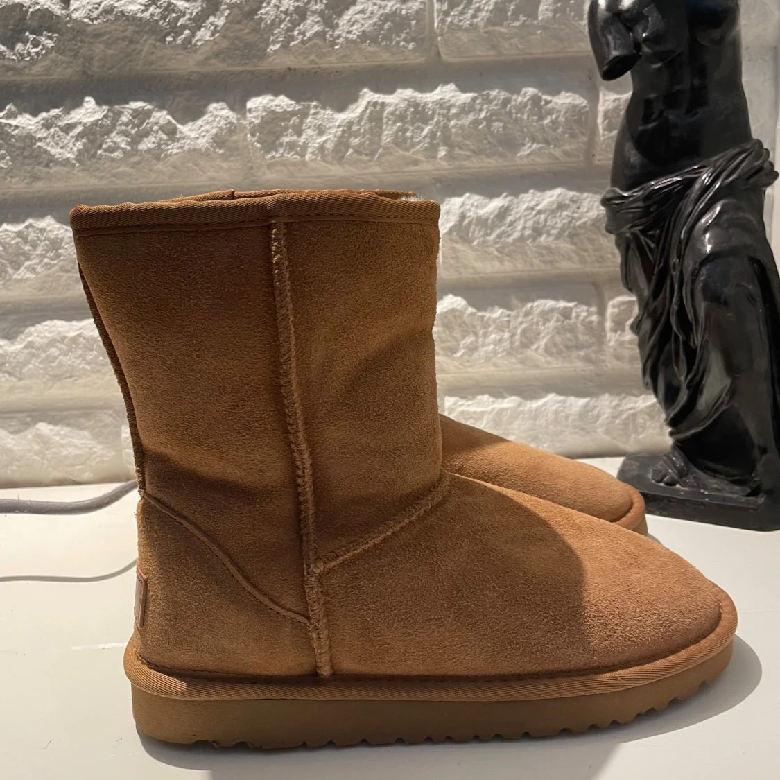 Klassiska bruna UGG boots i mocka - 1