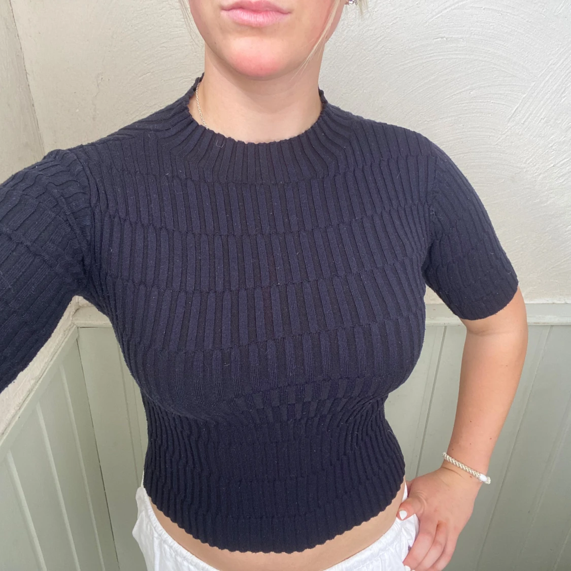 Mörkblå ribbad topp - 1