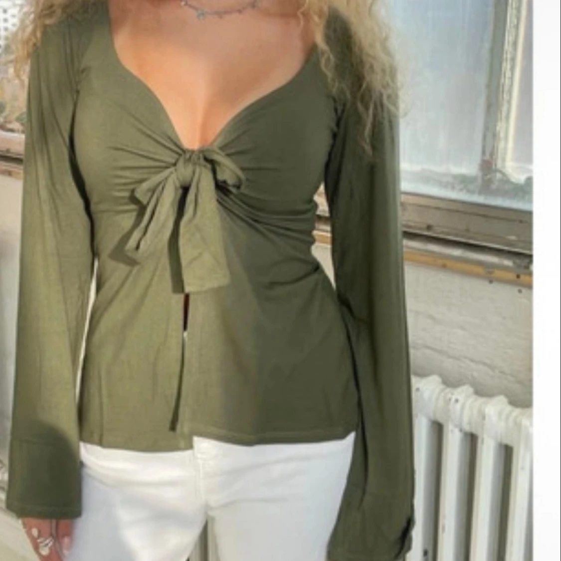 Olivgrön långärmad topp Design by Si