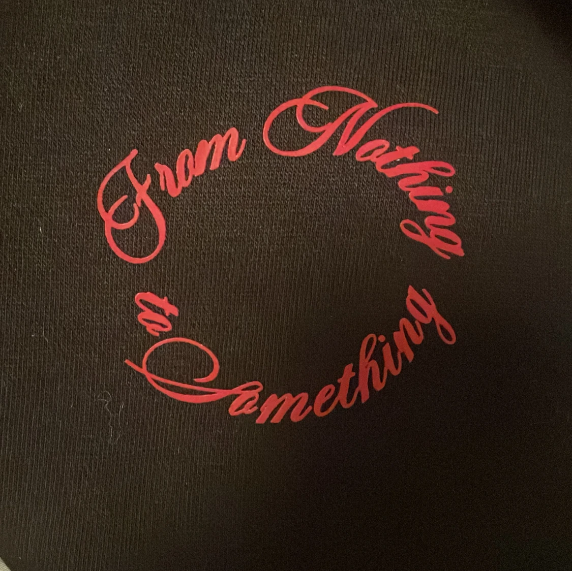 Svart hoodie från Hoodrich med tryck - 1