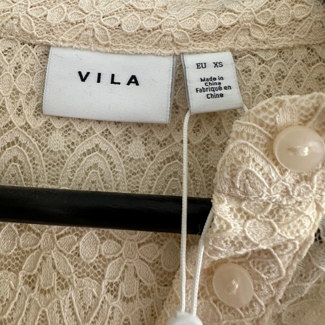 Oanvänd krämvit spetsblus! - 3