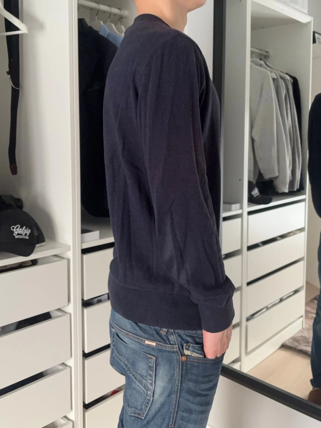 Blå stickad tröja - 2