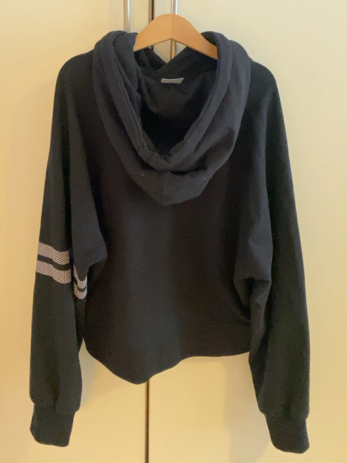 Jättefin Stronger hoodie - 1