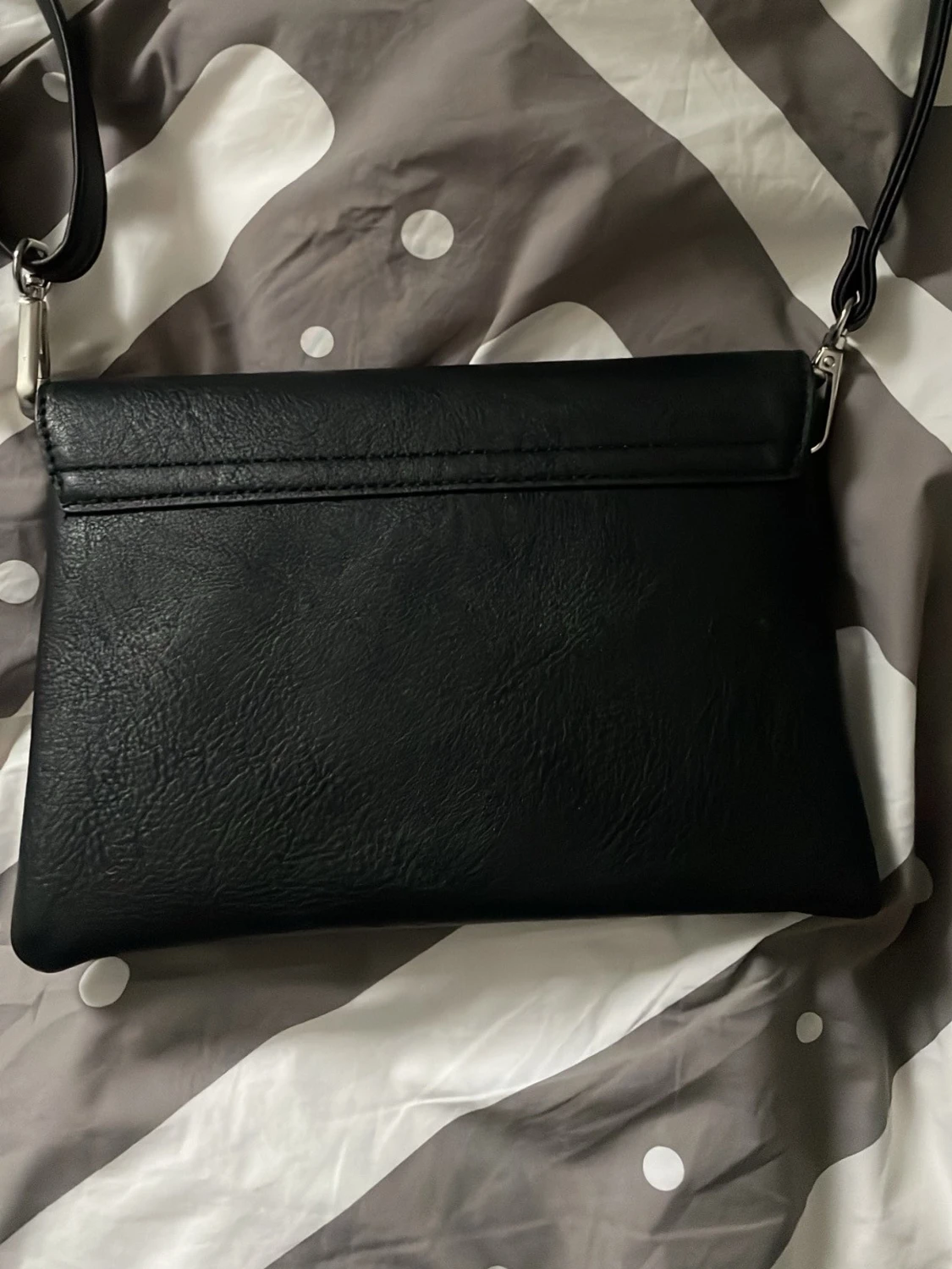 Svart axelväska från Ulrika Sweden - 4