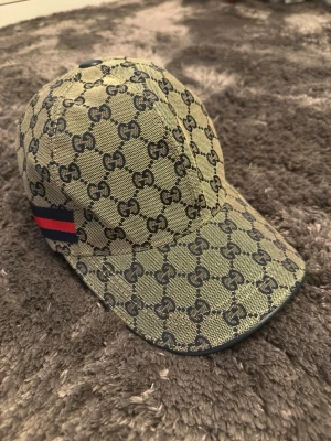 G Keps  - Helt ny GG keps, bra kvalite, aldrig använd. Mer bilder fås i dm! Hör av er vid frågor!