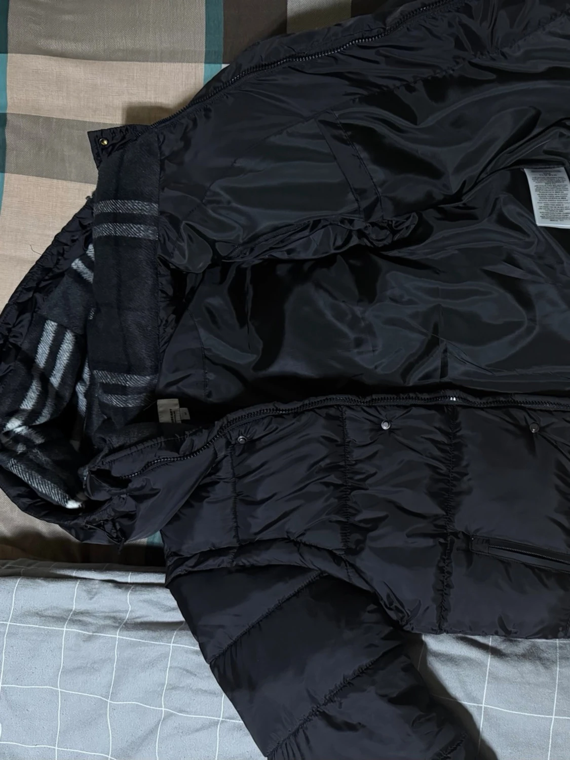 Svart pufferjacka från Burberry - 2