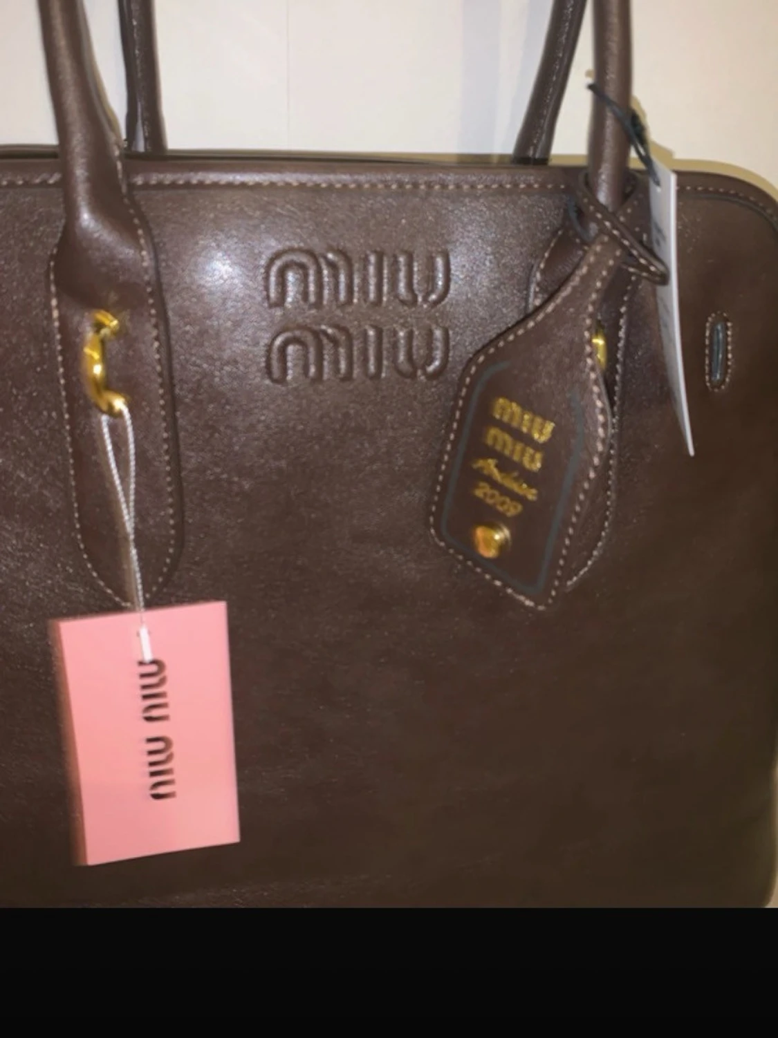 Brun handväska från Miu Miu i skinn - 2