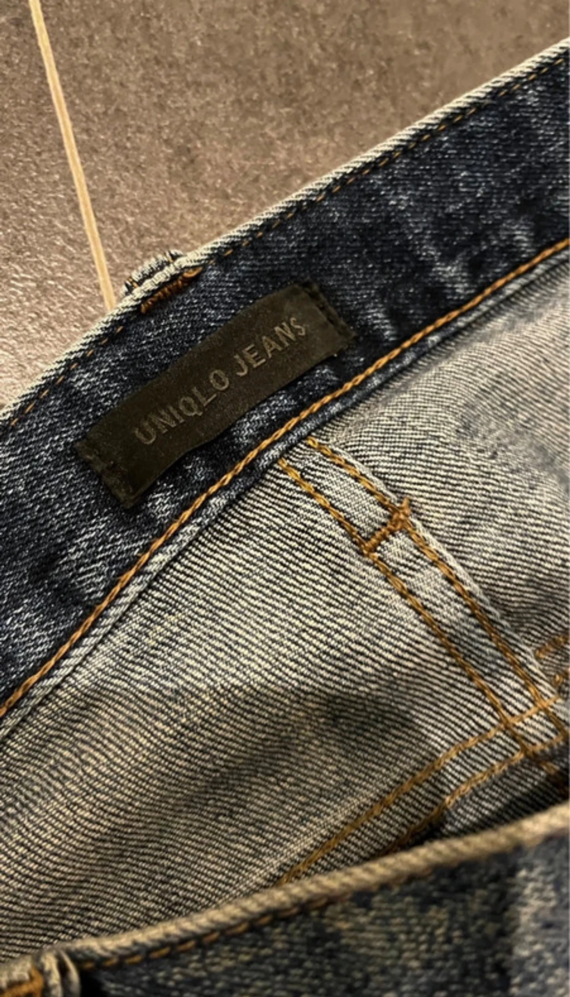 Uniqlo Faded Jeans 32/34 - 3