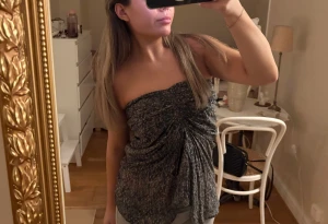 tubtopp Isabel Marant x H&M - tubtopp från Isabel Marant x H&M. Supersnygg rynkad effekt framtill.