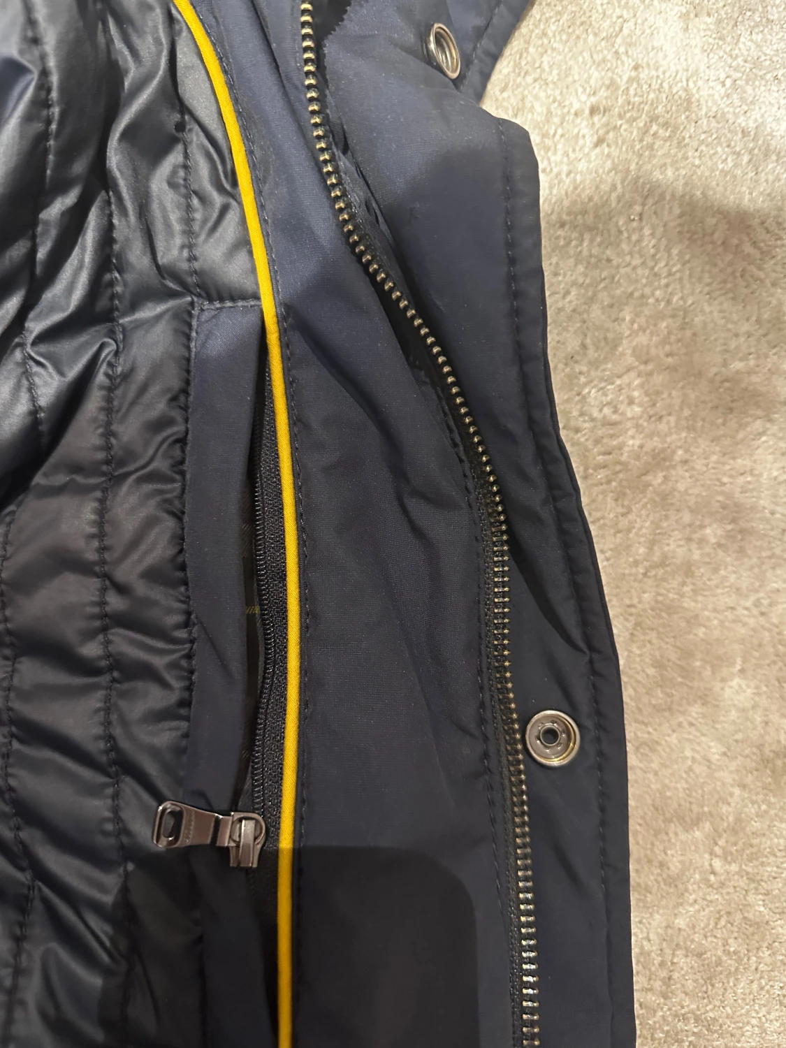 Svart bomberjacka från Hugo Boss - 2