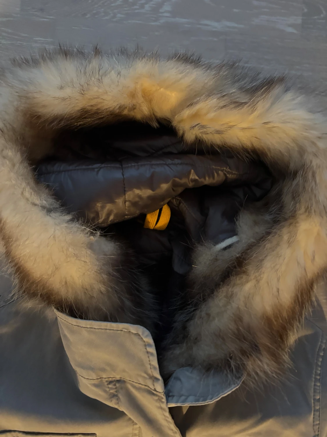 Beige parkas från Blonde No.8 med päls - 2